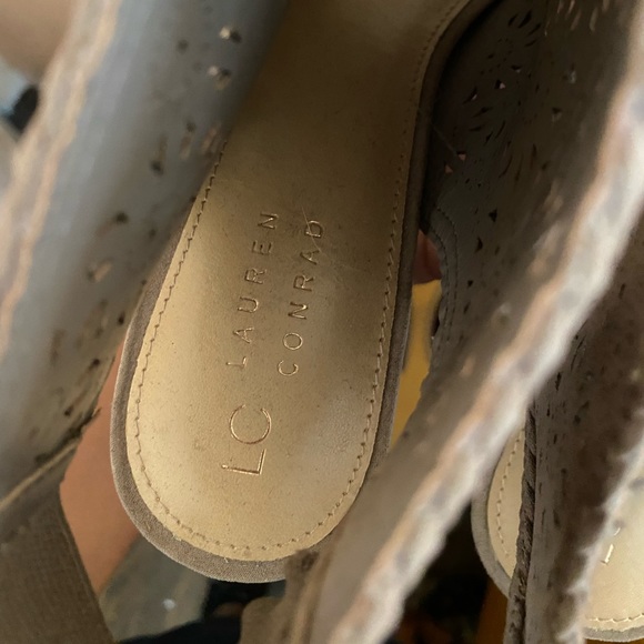 Lauren Conrad heels - Picture 4 of 5